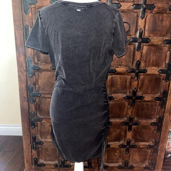 Pink VS Black Tee shirt dress Medium - Picture 3 of 4